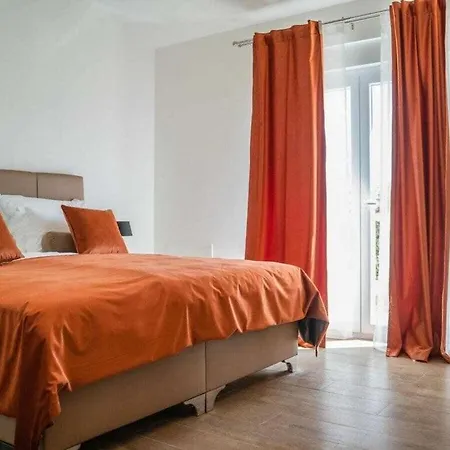 Nonna Novigrad Comfortable 4*