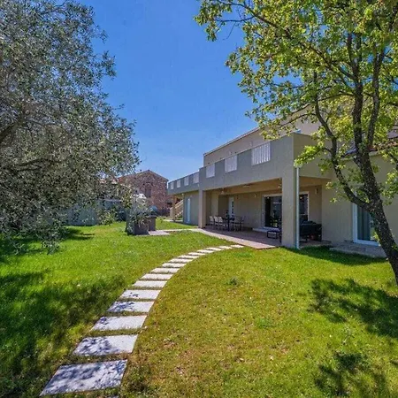 Hotel Nonna Novigrad Comfortable